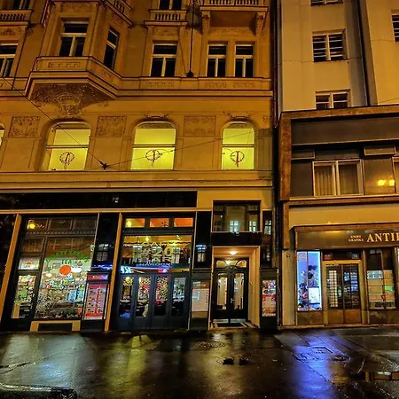 At Cafe Louvre Praag